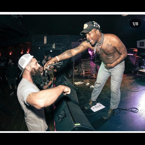 Meet your Posher, Bradley - Picture 4 of 5